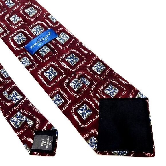 Towncraft Polyester Tie Red Geometric Print - Picture 3 of 6